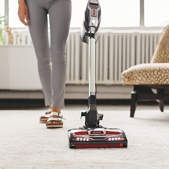 7 Best Lightweight Vacuum Cleaners - (Reviews & Guide 2022)